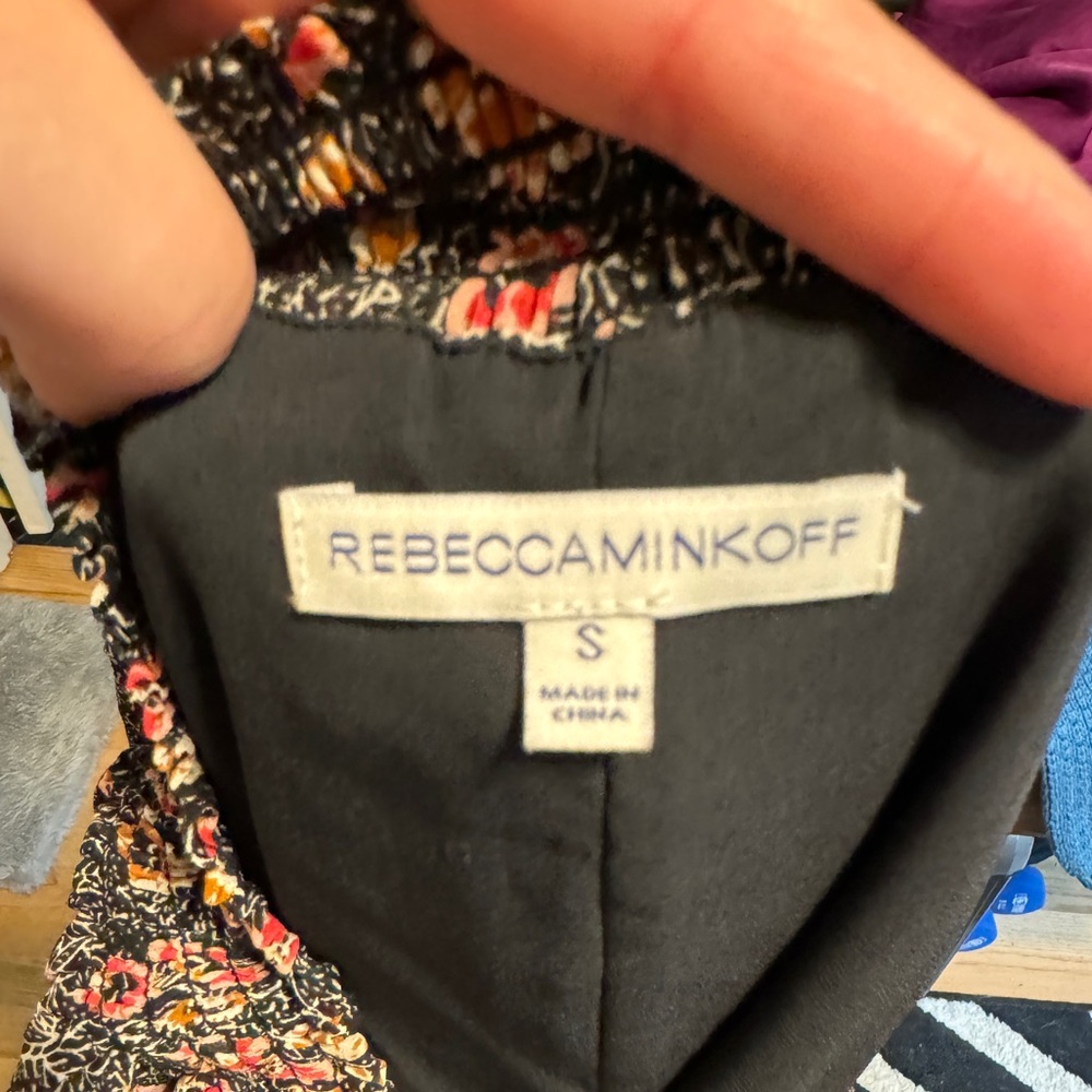 Rebecca Minkoff Ghiradelle Floral Off Shoulder Tiered Top - Picture 13 of 14